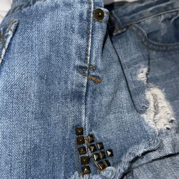Distressed Denim Shorts With Studded Details - Size S - Picture 6 of 8